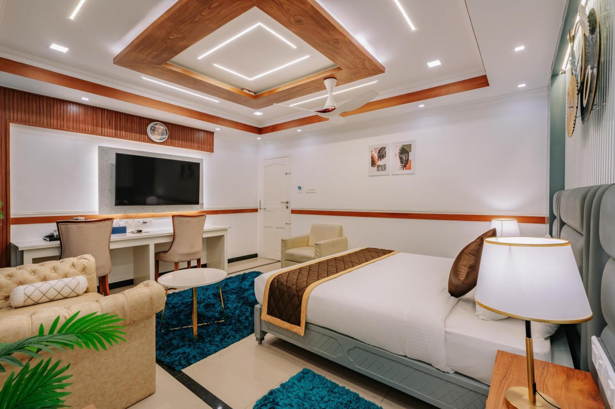Kochi Excellency Airport Hotel מראה חיצוני תמונה